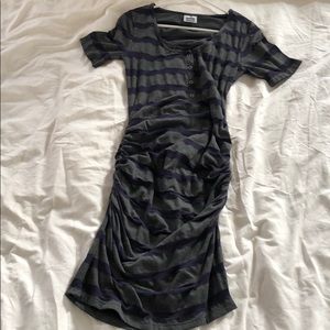 NOM maternity nursing/pregnancy stretchy dress